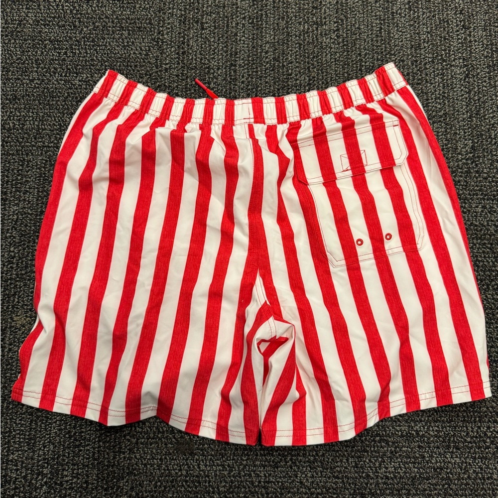 Vineyard‎ Vines Striped Shorts - Picture 4 of 8